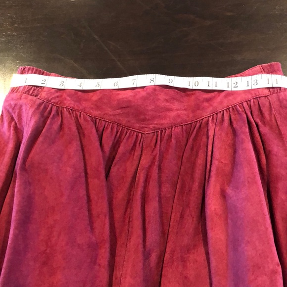 Wilson Vintage Suede flowing skirt and jacket - Picture 13 of 16